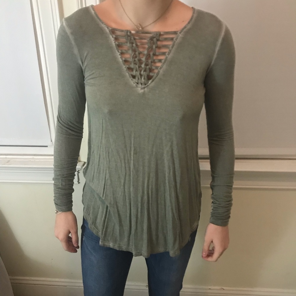 AMERICAN EAGLE LONGSLEEVE